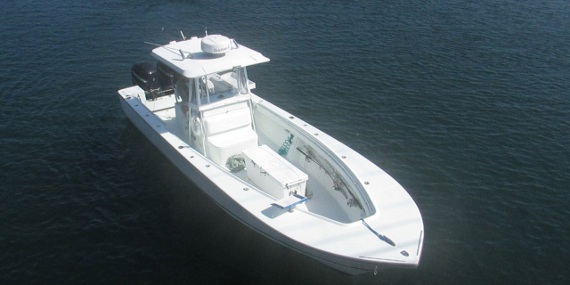 Fishing Charters RI - Large cockpit for ease of casting